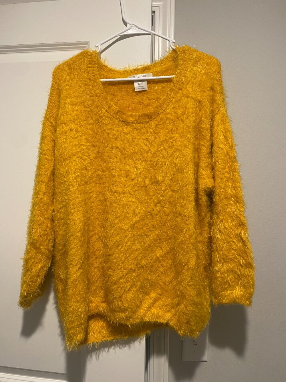 Fuzzy Mustard Eyelash Knit Pullover Sweater | Size XL